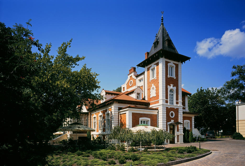 Hotel Aleksander Wloclawek Bagian luar foto